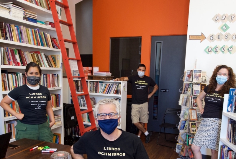 David and the Libros Team, in times of Covid-19, keeping the lending library open!
